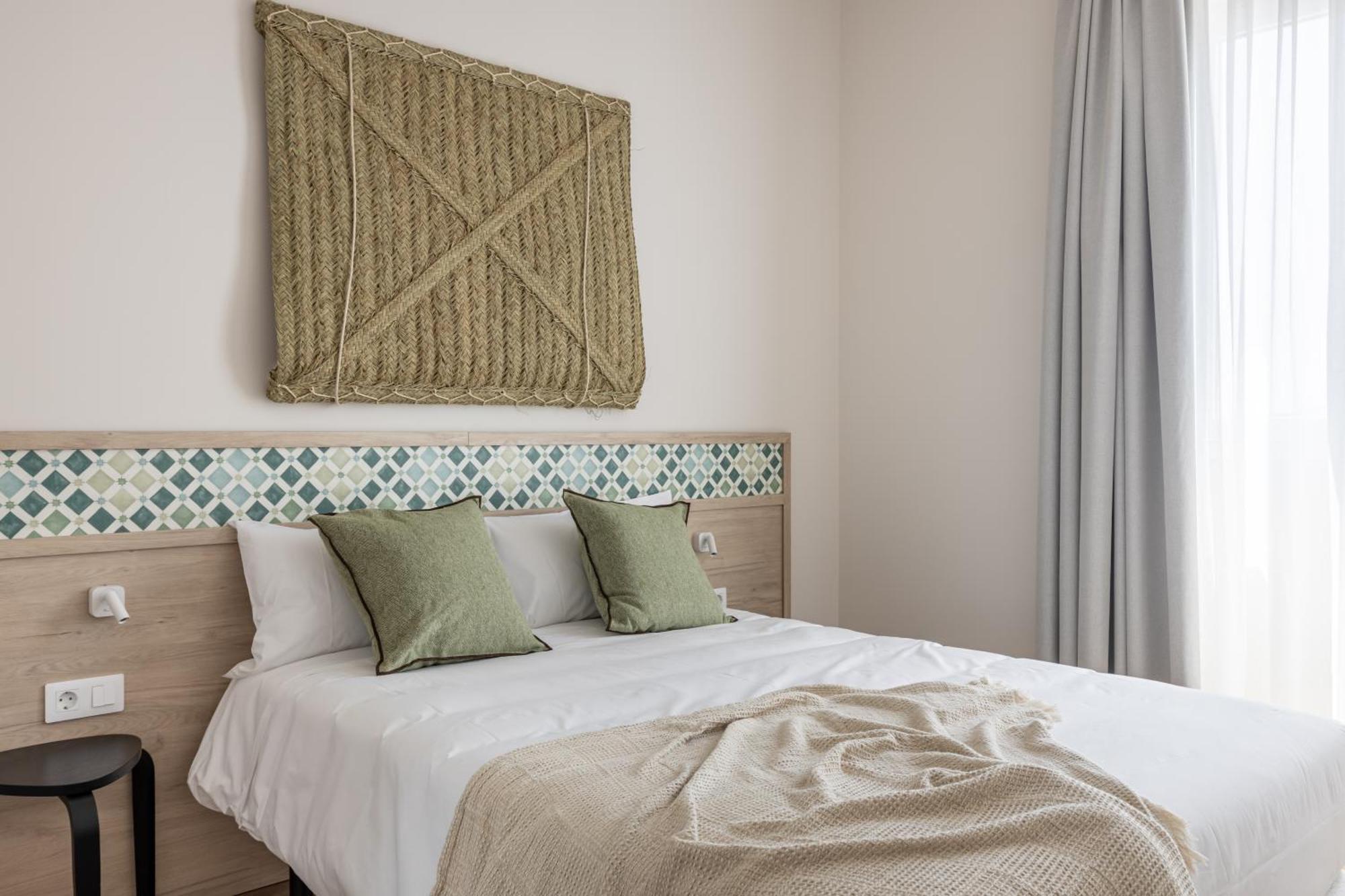 Libere Cordoba Tendillas Room photo